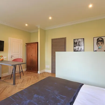 Leopoldo Apartamento Baveno